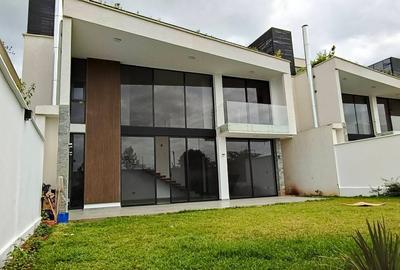 4 Bed Townhouse with En Suite in Runda - 3