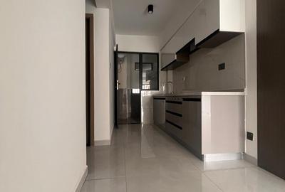 2 Bed Apartment with En Suite in Westlands Area - 2