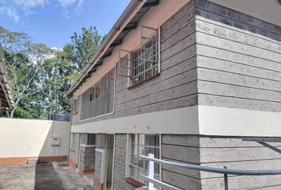 1 Bed House with En Suite at Ollulua Ridge