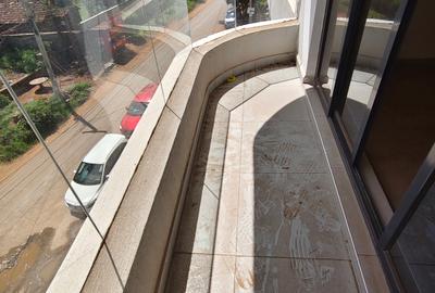 5 Bed Apartment with Staff Quarters in Parklands - 4