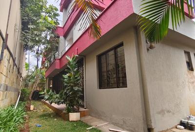 5 Bed Townhouse with En Suite at Lavington Green - 2