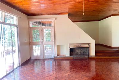 4 Bed House with En Suite in Loresho - 4