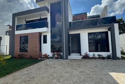 5 Bed House with Swimming Pool in Eastern ByPass - 2