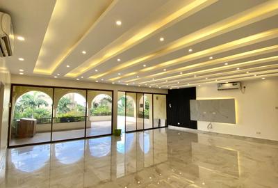 3 Bed Apartment with En Suite in Nyali Area