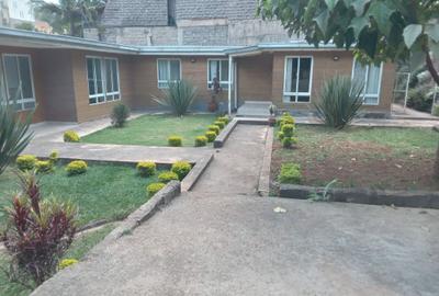 4 Bed House with En Suite at Spring Valley