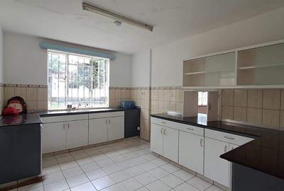 4 Bed House with En Suite at Loresho