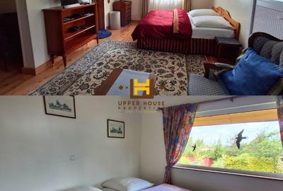 3 Bed Villa with En Suite at Burguret - 2