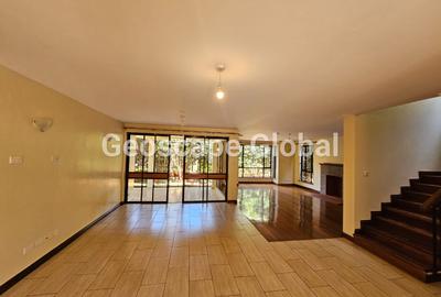 4 Bed House with En Suite in Runda