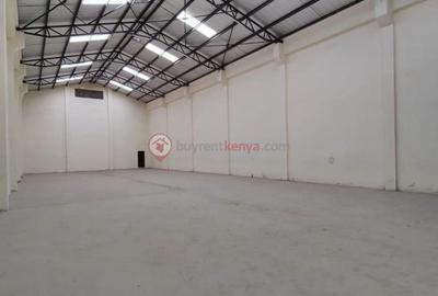 Warehouse with Service Charge Included at Mombasa Road