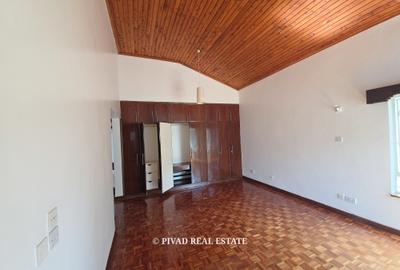 5 Bed House with Garden in Gigiri - 3