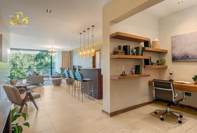 4 Bed Apartment with En Suite in Spring Valley