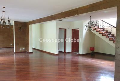 5 Bed House with En Suite in Rosslyn