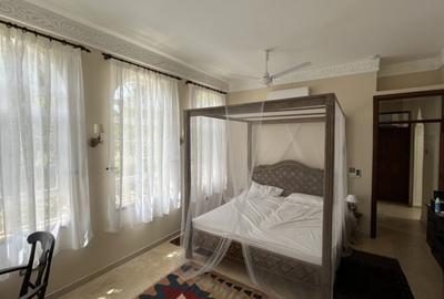 4 Bed House with En Suite in Vipingo - 2