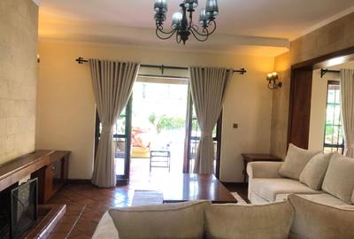 3 Bed Townhouse with En Suite in Ridgeways - 3