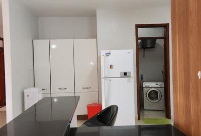 Serviced 3 Bed Apartment with En Suite in Riverside - 4