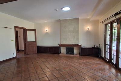 4 Bed Townhouse with En Suite at Kigwa Ridge - 2