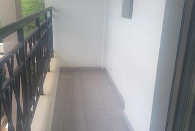 2 Bed Apartment with En Suite in Lavington