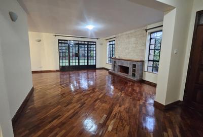 4 Bed Townhouse with En Suite in Kiambu Road - 2