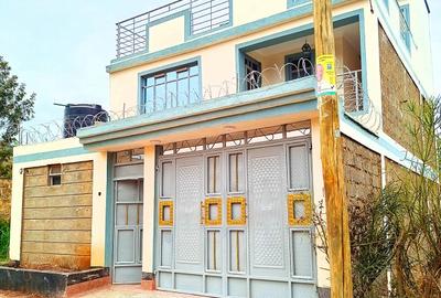 5 Bed House with En Suite at Riverside