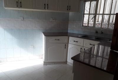 2 Bed Apartment with En Suite in Lavington