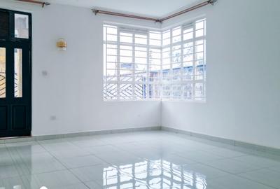 4 Bed House with En Suite at Thikaroad - 4