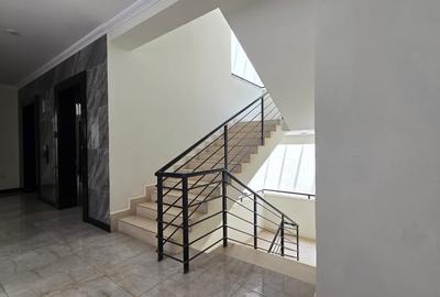 4 Bed Apartment with En Suite in Kileleshwa - 2