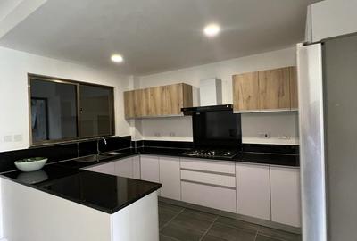 3 Bed Apartment with En Suite at Kileleshwa
