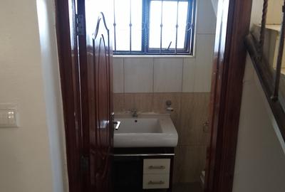 5 Bed Villa with En Suite at Limuru Road - 4