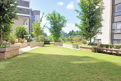 2 Bed Apartment with En Suite at Riverside Drive - 4