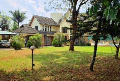 4 Bed Villa with En Suite at Garden Estate - 2