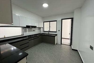 5 Bed Apartment with En Suite at Valley Arcade