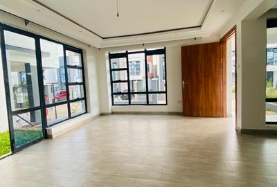 4 Bed Villa with En Suite at Eastern Bypass - 4