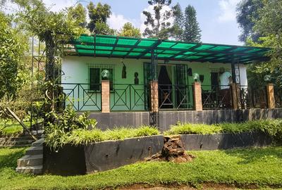 2 Bed House with Garden in Runda
