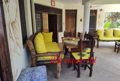 Serviced 2 Bed Apartment with En Suite at Diani Beach Road - 2