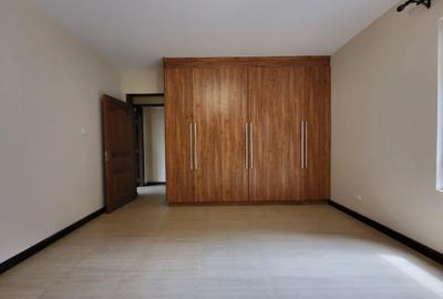 3 Bed Apartment with Borehole in Kileleshwa