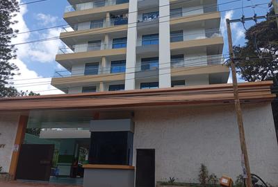 2 Bed Apartment with En Suite at Othaya Road