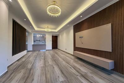 1 Bed Apartment with En Suite in Brookside - 2