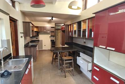 3 Bed House with Garden in Kilimani - 4