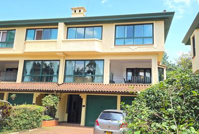 4 Bed Townhouse with En Suite at Kyuna Villas