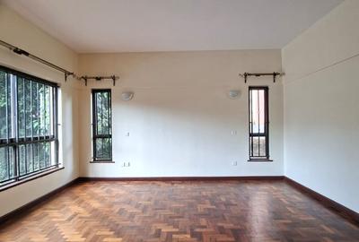 4 Bed Apartment with En Suite at Brookside - 4