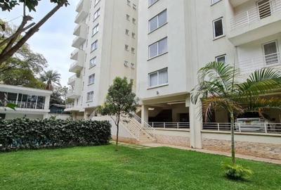 Serviced 3 Bed Apartment with En Suite in Kilimani - 3