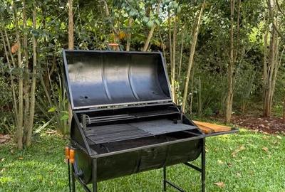 5 Bed Villa with En Suite at Karen Hady - 3