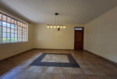 4 Bed Townhouse with En Suite at Rosslyn Lone Tree Estate Rd - 3
