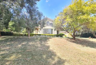 4 Bed House with En Suite at Bomas - 2