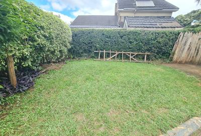 3 Bed House with Garden at Near Hilcrest - 4