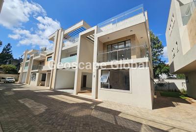 6 Bed Townhouse with En Suite in Lavington
