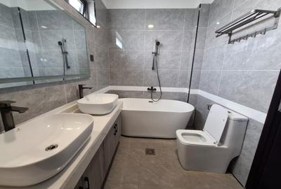 4 Bed Apartment with En Suite in Kileleshwa
