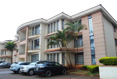 3 Bed Apartment with En Suite in General Mathenge