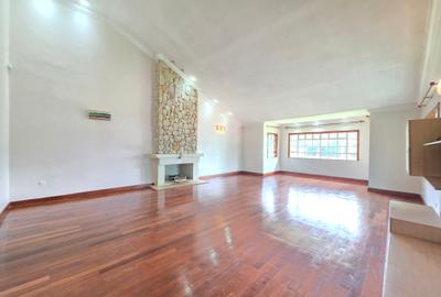 4 Bed House with En Suite at Old Runda. - 3