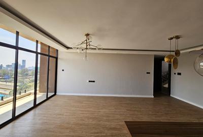 2 Bed Apartment with En Suite in Westlands Area